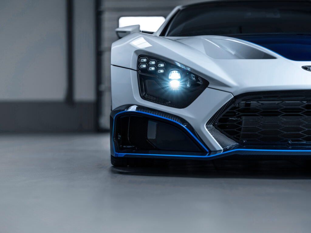 Zenvo TSR-S via Carsfera.com