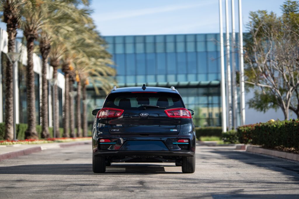 2020 KIA Niro EV EX Premium – The Game Changer That isn’t a Tesla via Carsfera.com