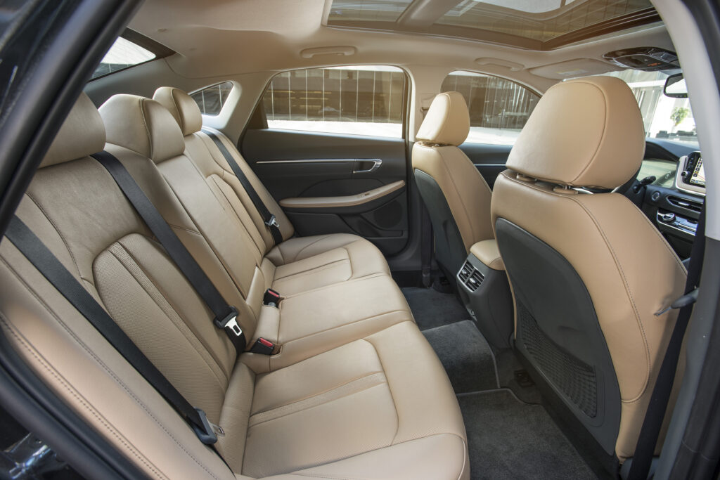 2020 Hyundai Sonata Limited Makes Luxury a Standard via Carsfera.com