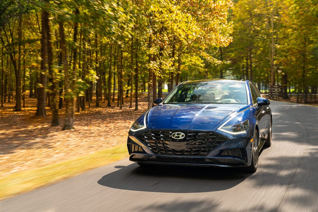 2020 Hyundai Sonata Limited Makes Luxury a Standard via Carsfera.com