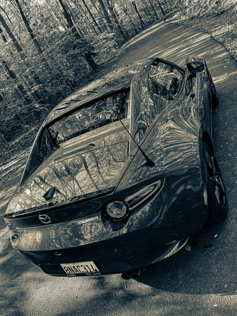 2020 Mazda MX-5 Miata Club RF is one of the greatest, lightweight sport cars via @carsfera.com