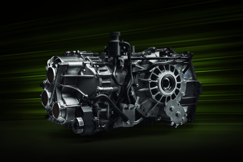 High-Performance Hybrid powertrain of McLaren Artura sets new standards for the supercar sector via Carsfera.com