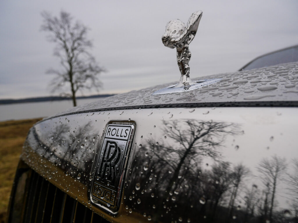 2021 Rolls-Royce Ghost Is the Latest in Sharp Understatements via Carsfera.com