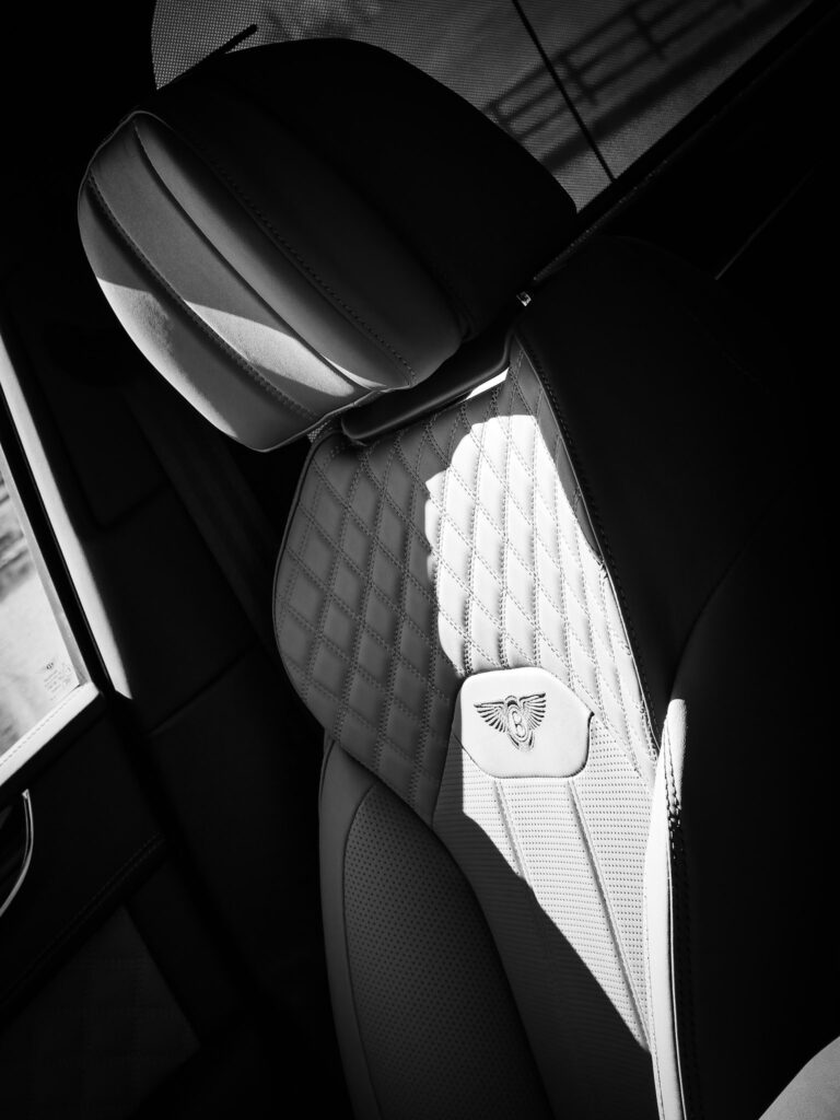 2021 Bentley Bentayga V8 Is Indescribable Ultraluxury On Wheels via Carsfera.com