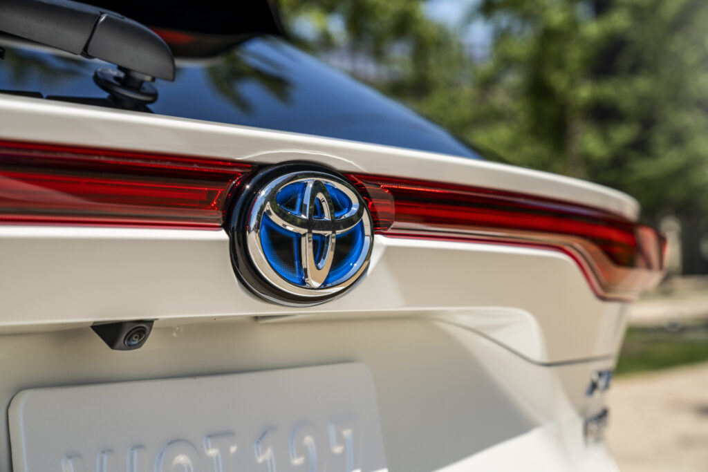 2021 Toyota Venza Brings its Upscale Flair Back via Carsfera.com