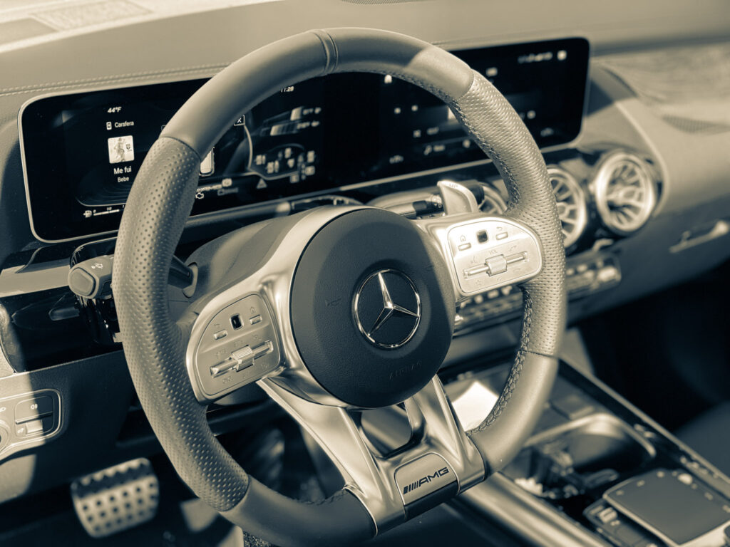 2021 Mercedes-Benz AMG GLA35 – The Practical Hot Hatch via Carsfera.com