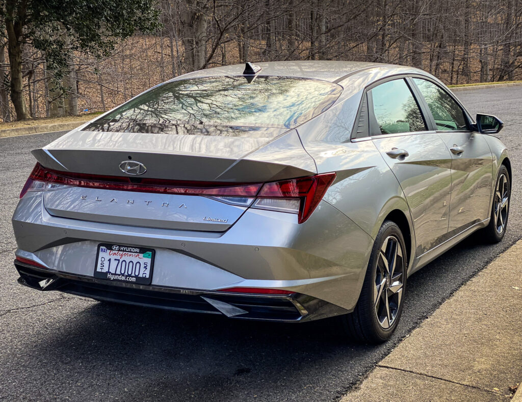 2021 Hyundai Elantra Limited Taking Daring Designs to a New Level via Carsfera.com