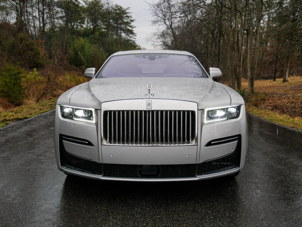 2021 Rolls-Royce Ghost Is the Latest in Sharp Understatements via Carsfera.com