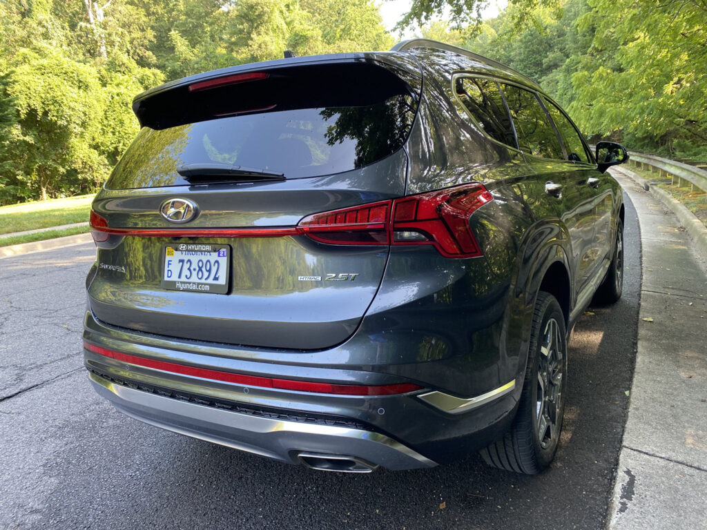 2021 Hyundai Santa Fe Calligraphy Brings Art to Your Driveway via @Carsfera.com