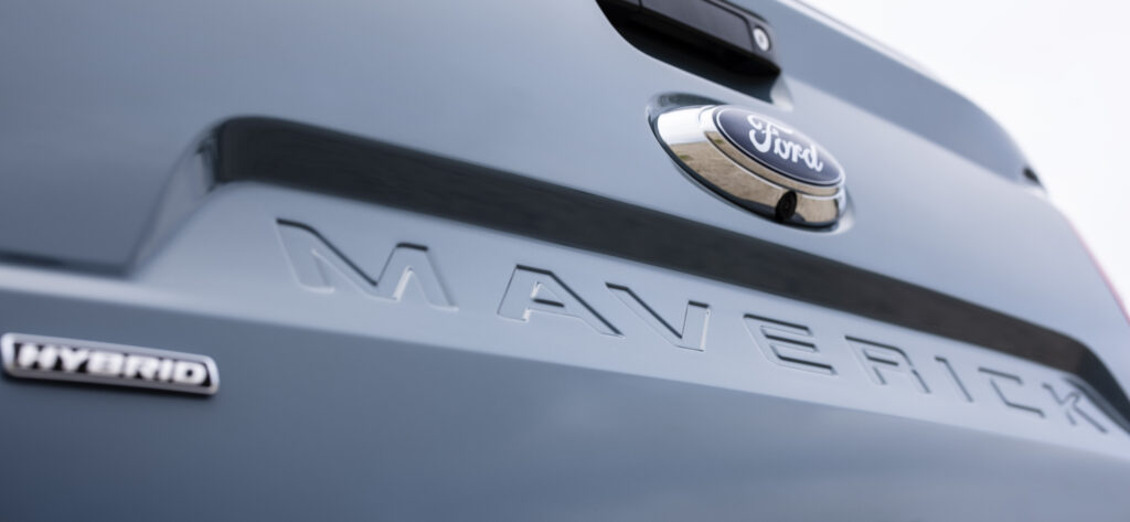 2022 Ford Maverick Lariat Hybrid via @carsfera.com #Ford #Lariat #plug-hybrid #MostFuel-EfficientHybridPickup