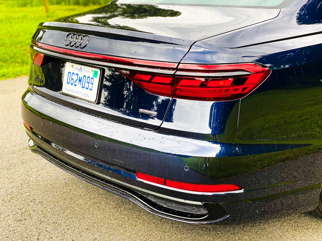 2022 Audi A8 L Prestige