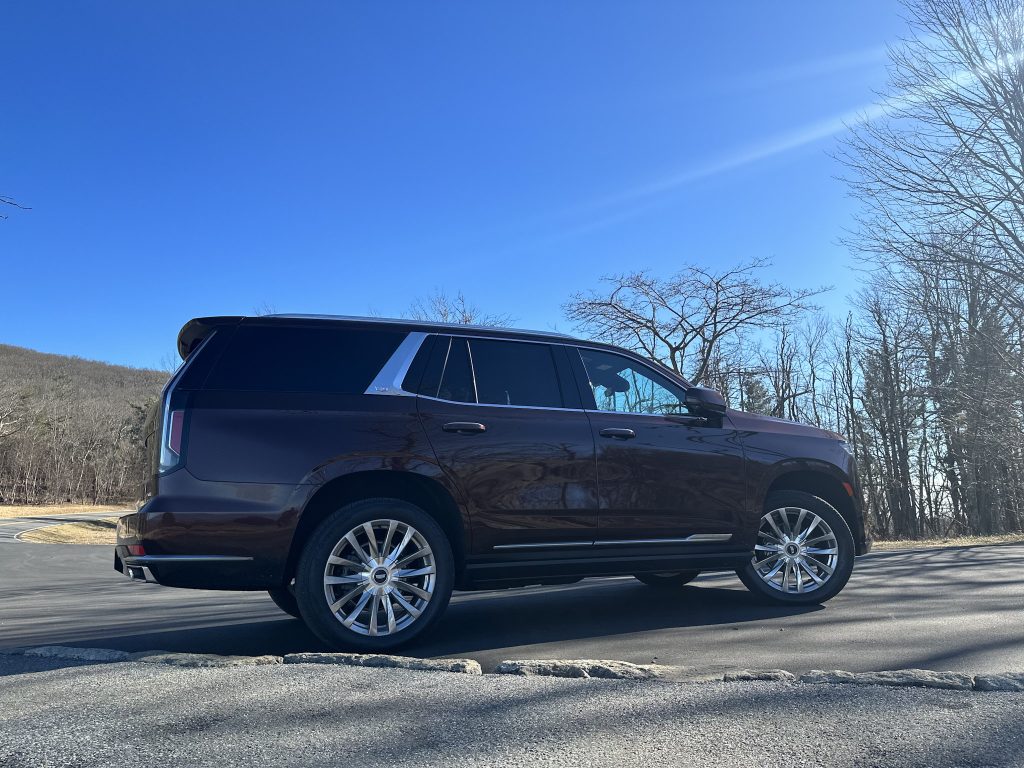 2023 Cadillac Escalade 4WD Premium Luxury