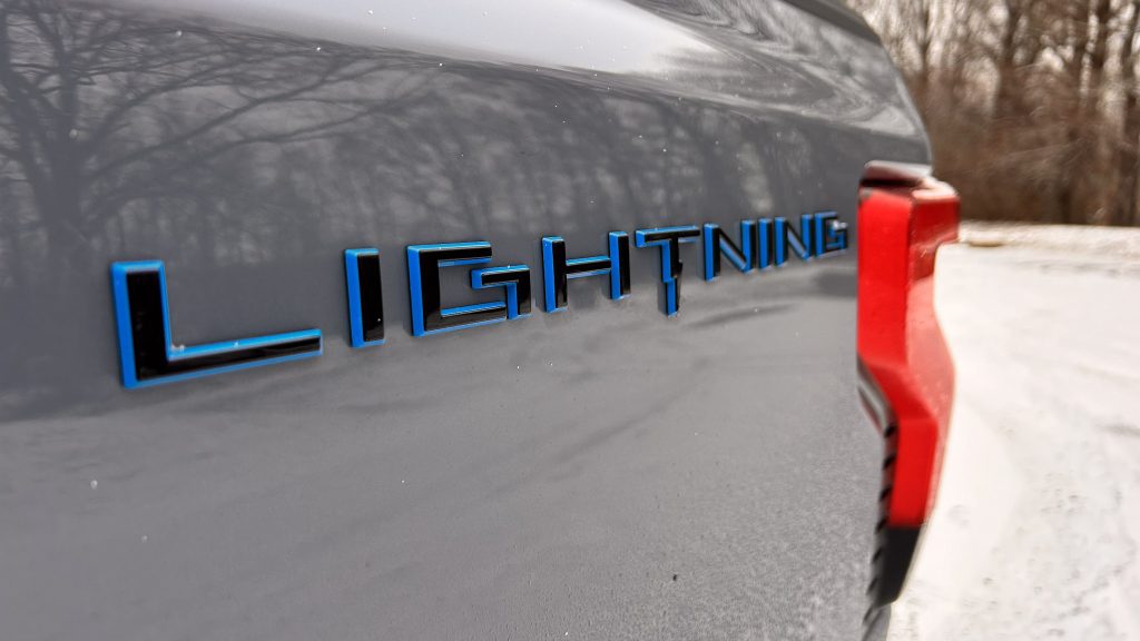 2023 Ford F-150 Lightning Platinum via Carsfera.com