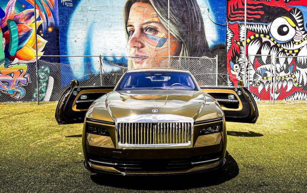 Rolls-Royce Spectre in Miami Beach. Visit Carsfera.com