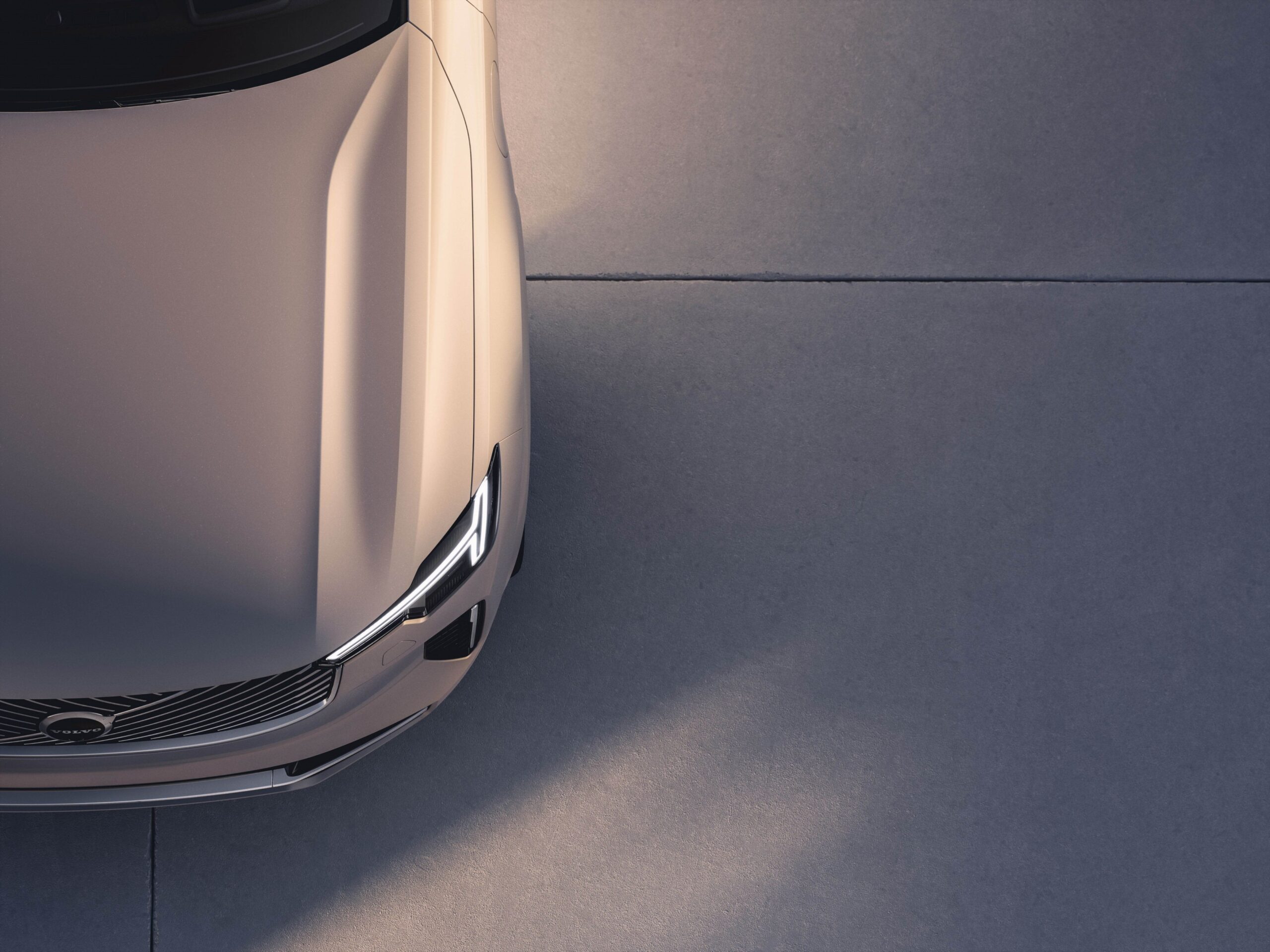 Experience the 2025 Volvo XC90: a luxurious hybrid SUV with advanced safety, eco-friendly design, and powerful performance. Read more: Carsfera.com