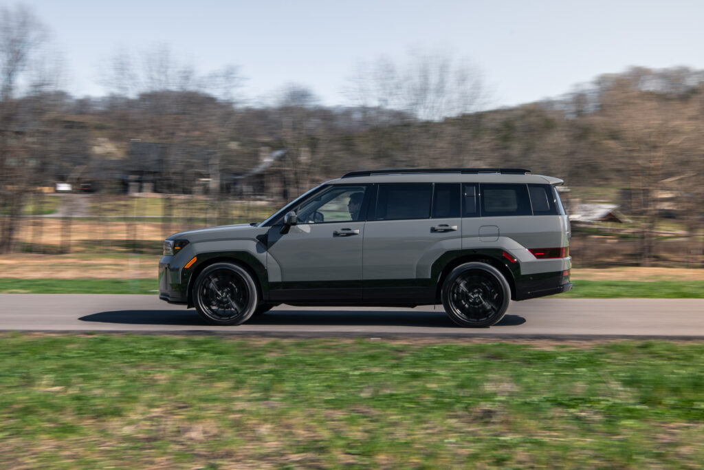 2024 Hyundai Santa Fe Calligraphy: A premium, high-performance 3-row SUV offering luxury, advanced tech, and adventure