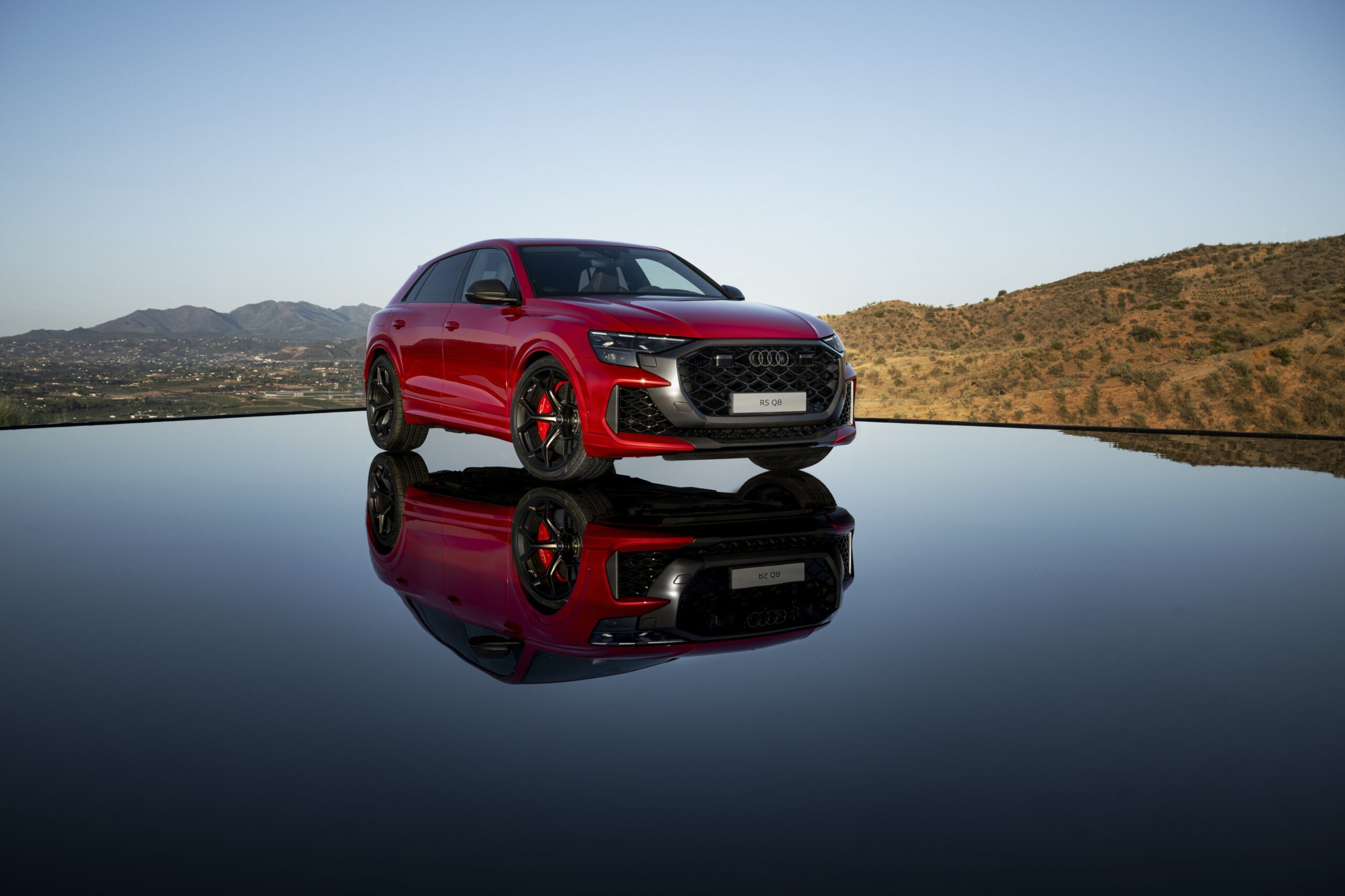 audi-rs-q8-performance-2025-review
