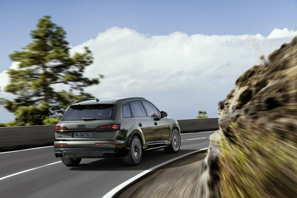 2025 Audi SQ7 Prestige: refined power, advanced tech, and luxury