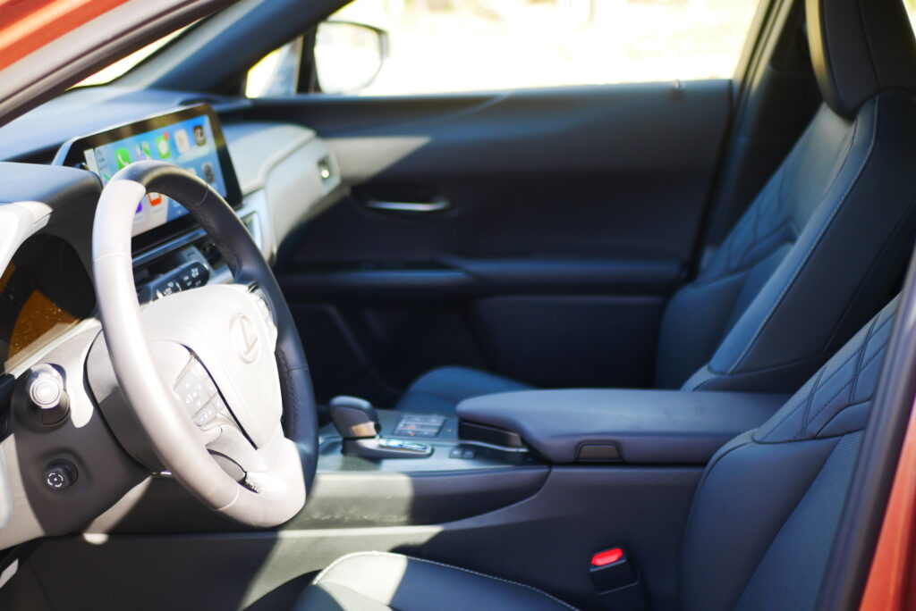 2025 Lexus UX 300h Premium AWD
