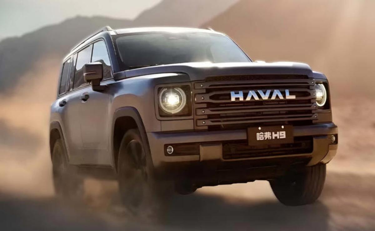 A rugged Haval SUV kicking up dust on a dirt road.