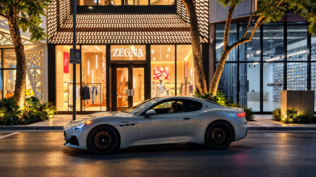 Carsfera_Maserati__High_Resolution